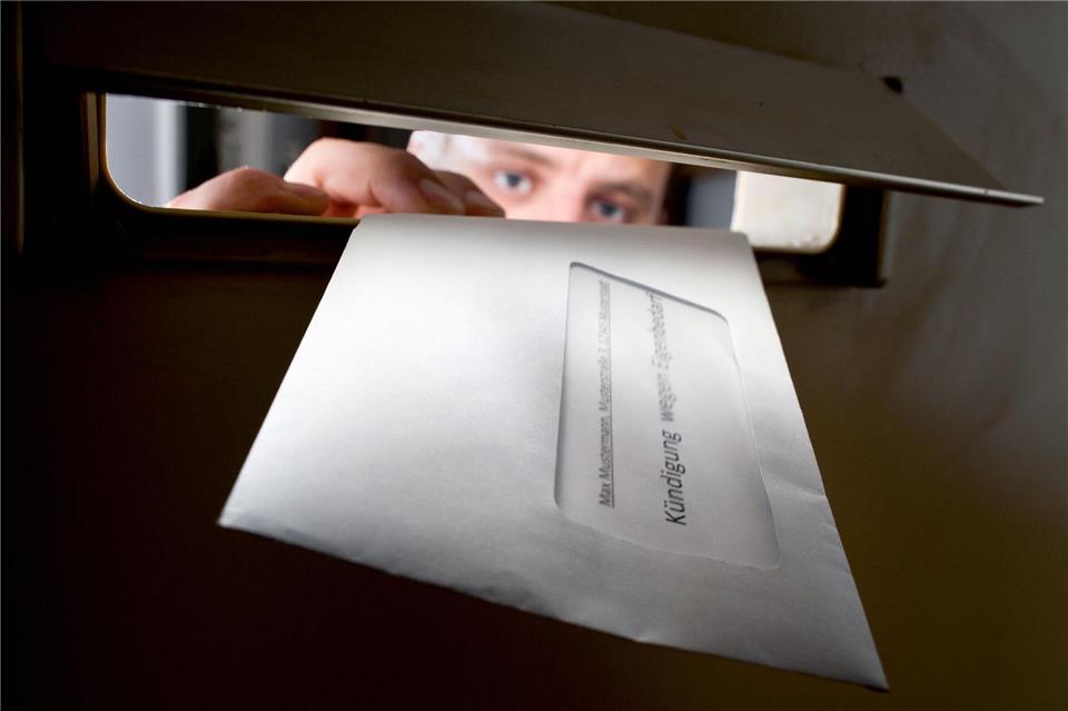 Wenn der Vermieter eine Kündigung wegen Eigenbedarfs ausspricht, sitzt der Schock bei Mietern oft tief. Ganz machtlos sind sie dagegen aber nicht.picture alliance/dpa/dpa-tmn