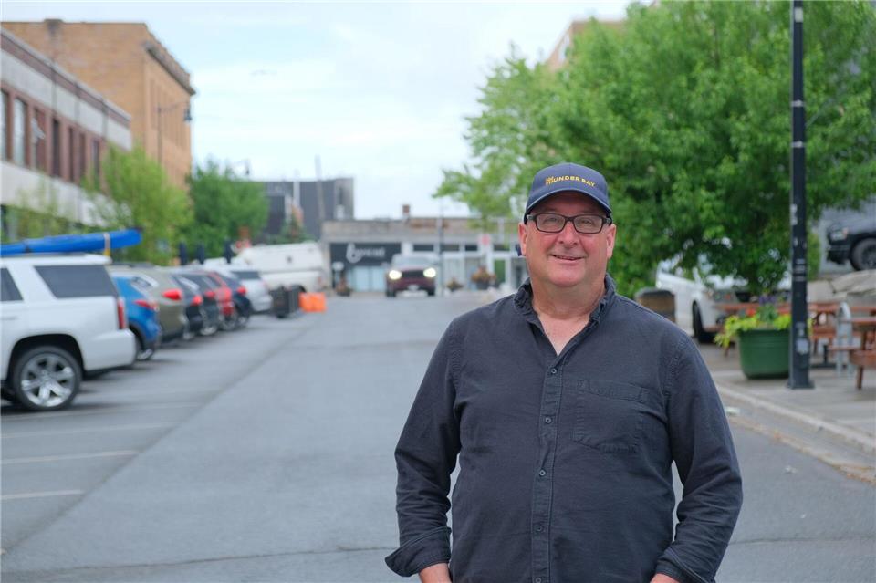 „Wenn dir das Wetter nicht gefällt, warte einfach fünf Minuten“, sagt Tourismusmanager Paul Pepe.Christoph Jänsch/dpa-tmn