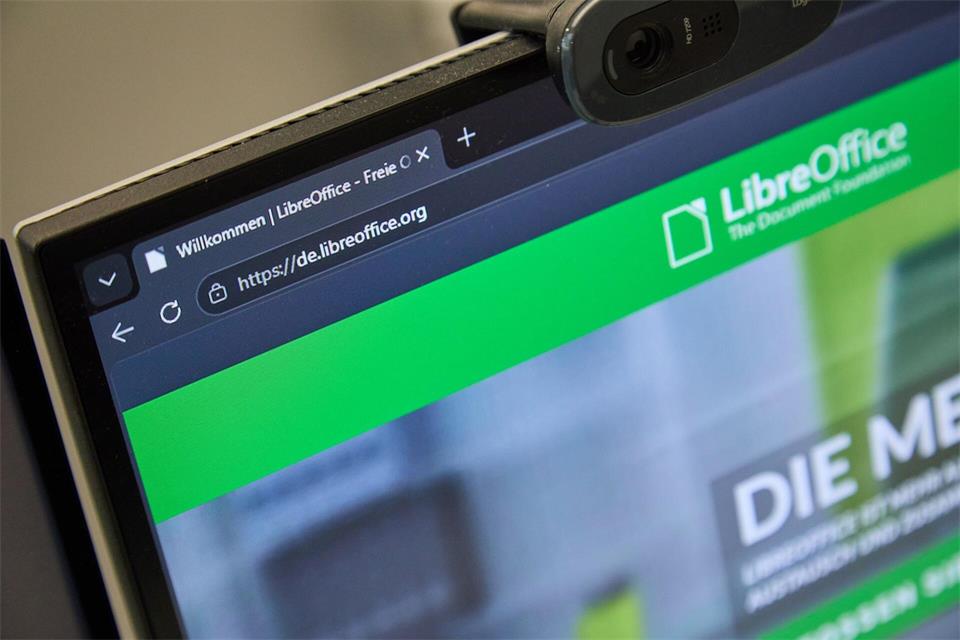 Wenn es um Newsletter oder Projekte geht, die vom Umfang her eine Seite nicht überschreiten, bietet sich LibreOffice auch zum Layouten an.Christin Klose/dpa-tmn