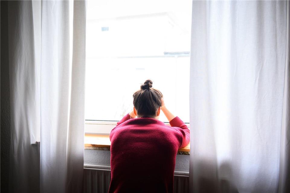 Wenn klassische Behandlungsansätze keine Wirkung zeigen, kann zur Therapie einer Depression auch Esketamin zum Einsatz kommen.picture alliance/dpa