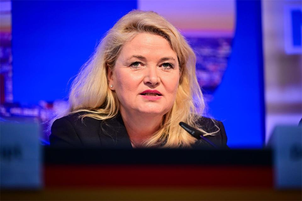 „Wenn wir Verantwortung übernehmen, würden wir entsprechend die wichtigen Themen anpacken, die den Berlinern auch auf den Nägeln brennen“, so die AfD-Landesvorsitzende Kristin Brinker. (Archivbild)Sebastian Christoph Gollnow/dpa