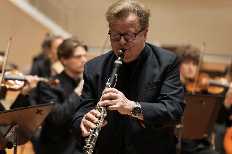 Wenzel Fuchs, Soloklarinettist der Berliner Philharmoniker, wird beim Eröffnungskonzert der Musiklandschaft Westfalen in Raesfeld zu hören sein.
