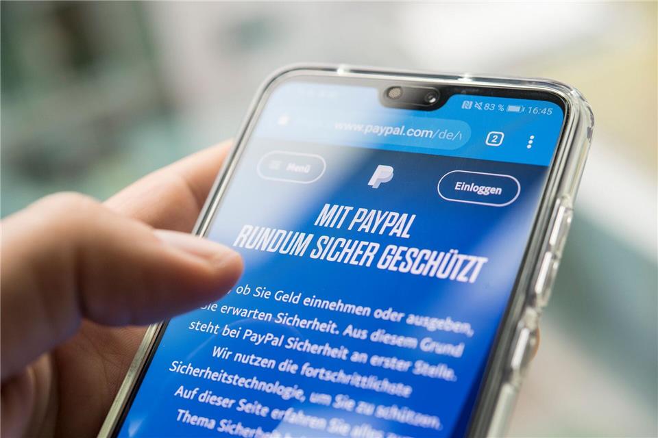 Wer als Käufer mit Paypal bezahlt, muss wissen: Käuferschutz gibt es nur mit der Bezahlvariante „Waren und Dienstleistungen“.picture alliance/dpa/dpa-tmn