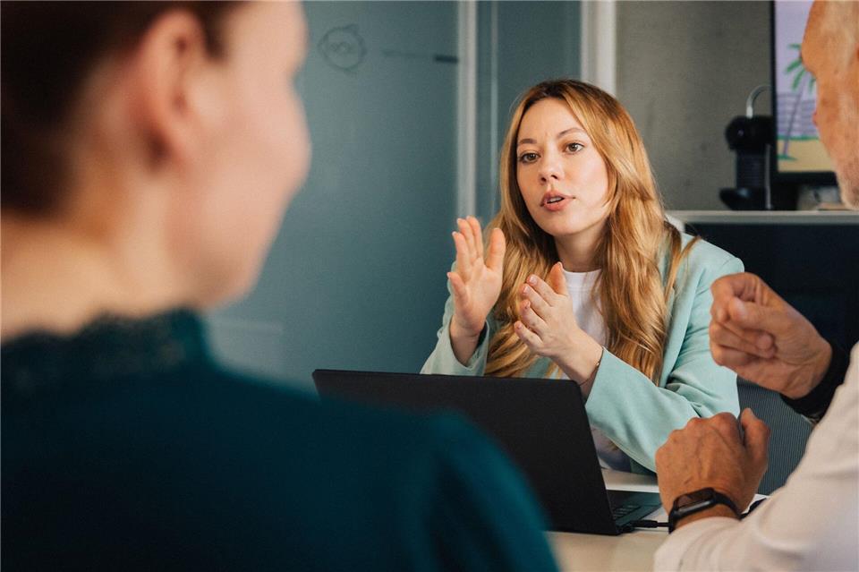 Wer eine Gehaltserhöhung will, sollte seinen Marktwert kennen und Ansprüche klar begründen könnenZacharie Scheurer/dpa-tmn