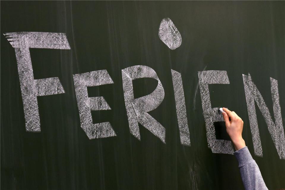 Wer flexibel bleiben will, hat bei wechselhaftem Aprilwetter in den Ferien Indoor- und Outdoor-Optionen. (Symbolbild)Ralf Hirschberger/dpa-Zentralbild/dpa