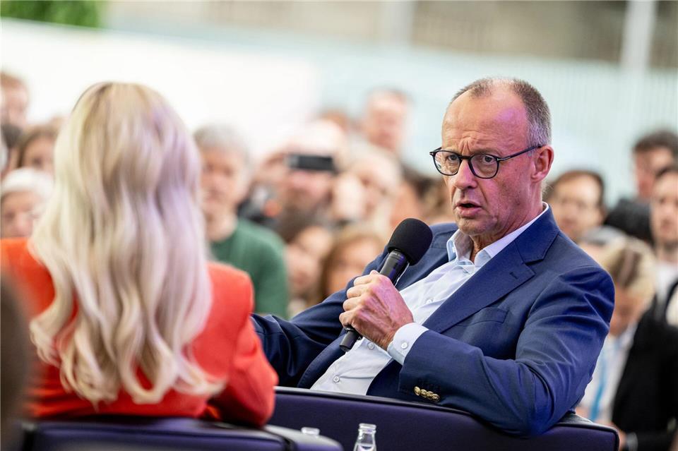 Wer folgt auf Bundespräsident Steinmeier? Kanzler Merz kann sich eine Frau als Staatsoberhaupt sehr gut vorstellen.Fabian Sommer/dpa