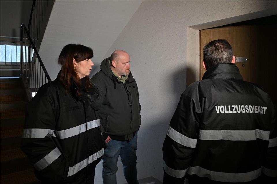 Wer nicht zur Arbeit erscheint, bekommt Besuch von Sandra Hesse und ihren Kollegen. Martin Schutt/dpa