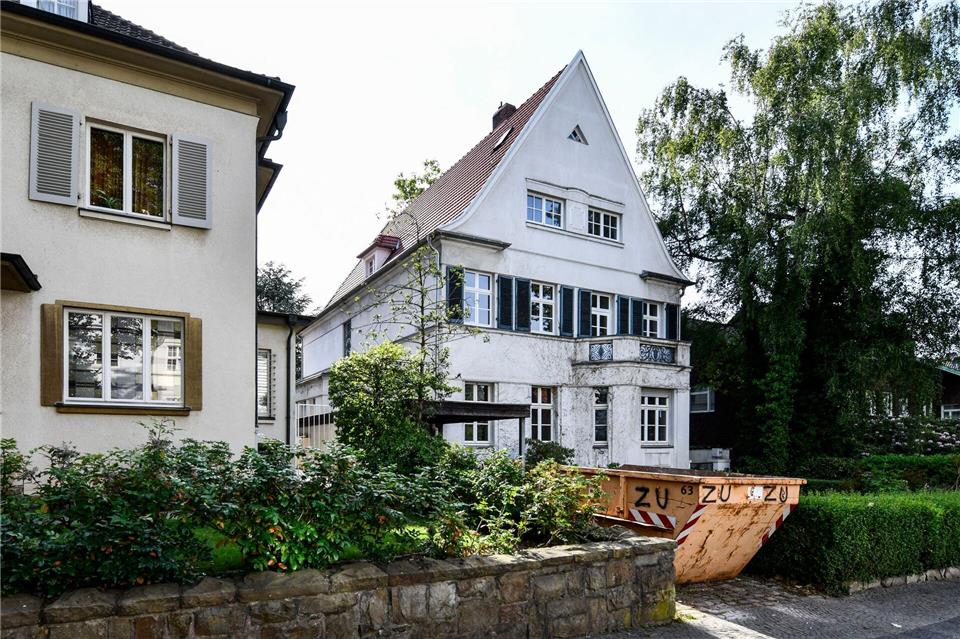 Wer sein Eigenheim sanieren will, sollte prüfen, ob es zusätzlichen Versicherungsschutz benötigt.Kirsten Neumann/dpa/dpa-tmn