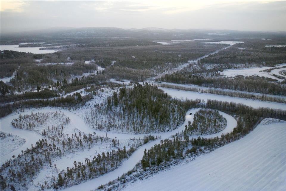 ADAC testet Winterreifen: Hälfte ist nicht empfehlenswert Wer viel in winterlichen Regionen unterwegs ist, sollte in gute Winterreifen investieren.ADAC/Marc Wittowski/dpa-tmn