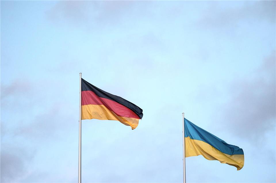 Wer vor dem Krieg in der Ukraine flüchtet, bekommt in Deutschland Schutz. (Symbolbild)Hannes P. Albert/dpa