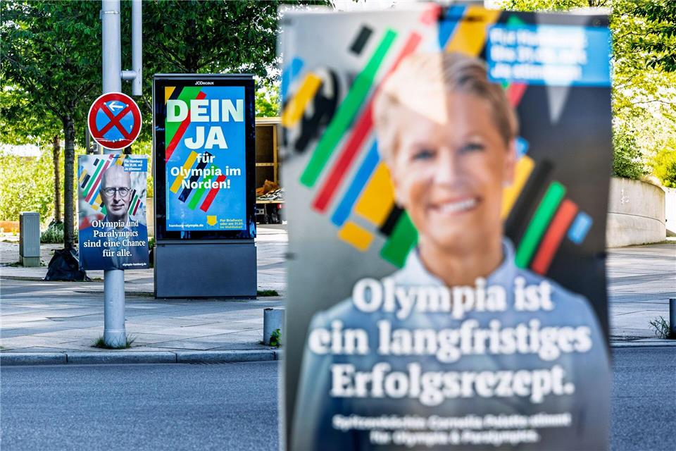 Werbung für Olympia in Hamburg: Auch Star-Köchin Cornelia Poletto wirbt. Markus Scholz/dpa