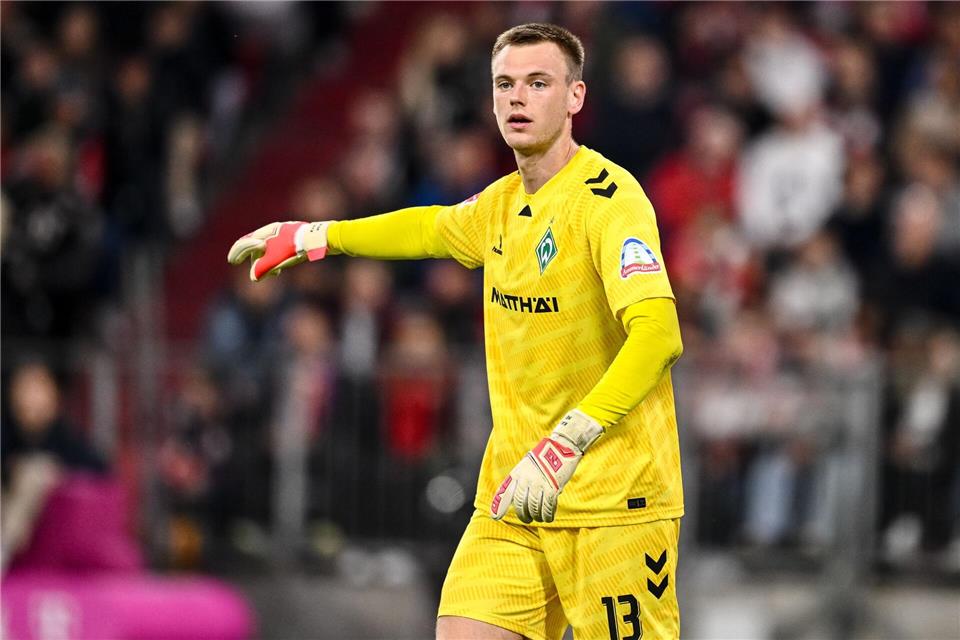 Werder-Torwart Karl Hein ist Fußballer des Jahres in Estland. (Archivbild)Harry Langer/dpa