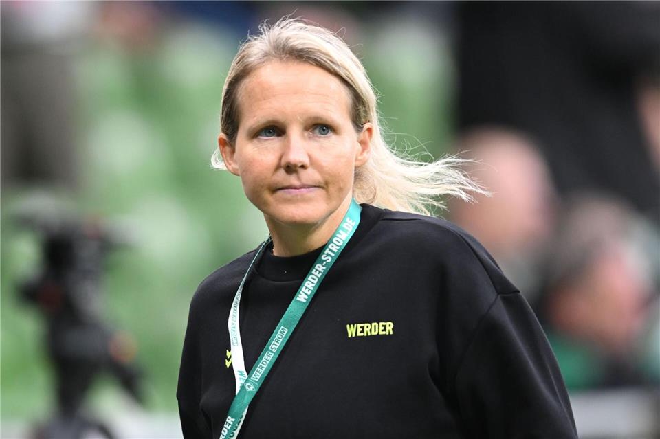 Werder Trainerin Friederike Kromp geht mit einem stark veränderten Kader in die neue Spielzeit. (Archivbild)Carmen Jaspersen/dpa