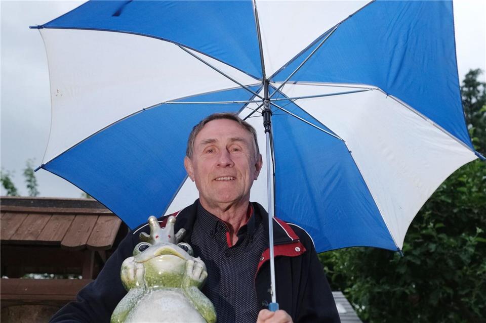 Wetterfrosch Jurik Müller sammelt Bauernregeln. Sebastian Willnow/dpa