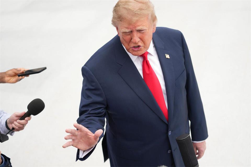 Wettert gegen den ukrainischen Präsidenten: Donald Trump.Nathan Howard/AP/dpa