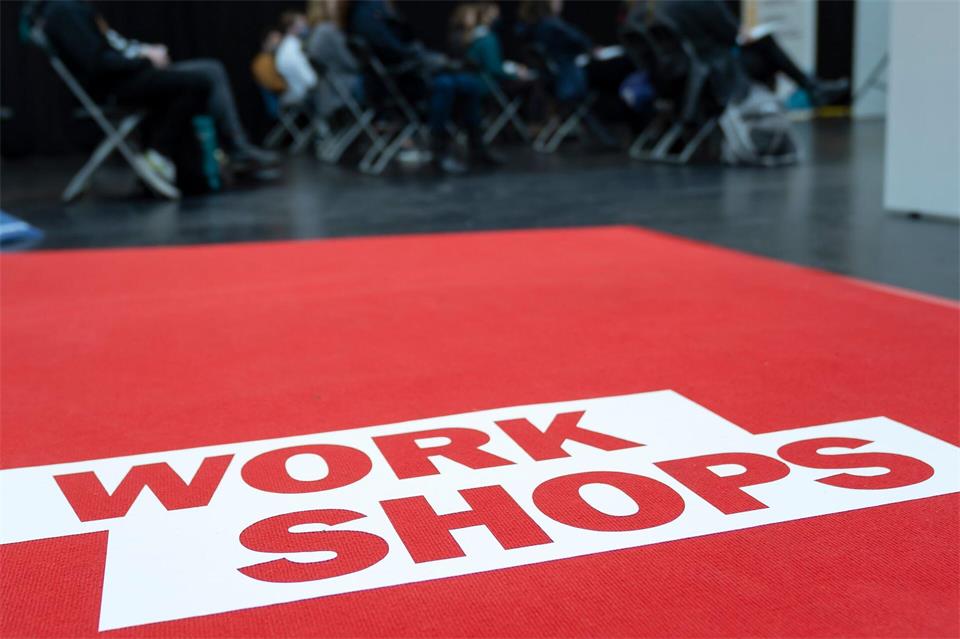 Wichtig für die Steuererklärung: Die Kosten für Workshops, Seminare und Lehrgänge können als Werbungskosten geltend gemacht werden.Florian Schuh/dpa-tmn
