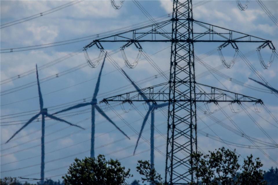 Wie gefährdet ist Thüringen Stromnetz (Illustration) Jens Büttner/dpa