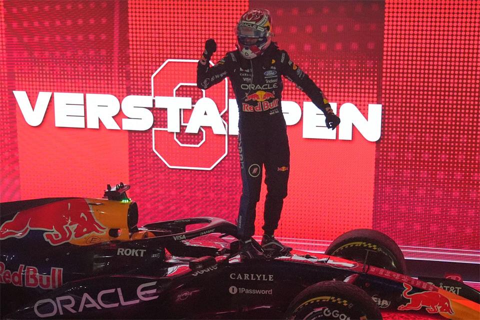 Wie in alten Zeiten: Max Verstappens Dominanz in Singapur.Ng Han Guan/AP/dpa