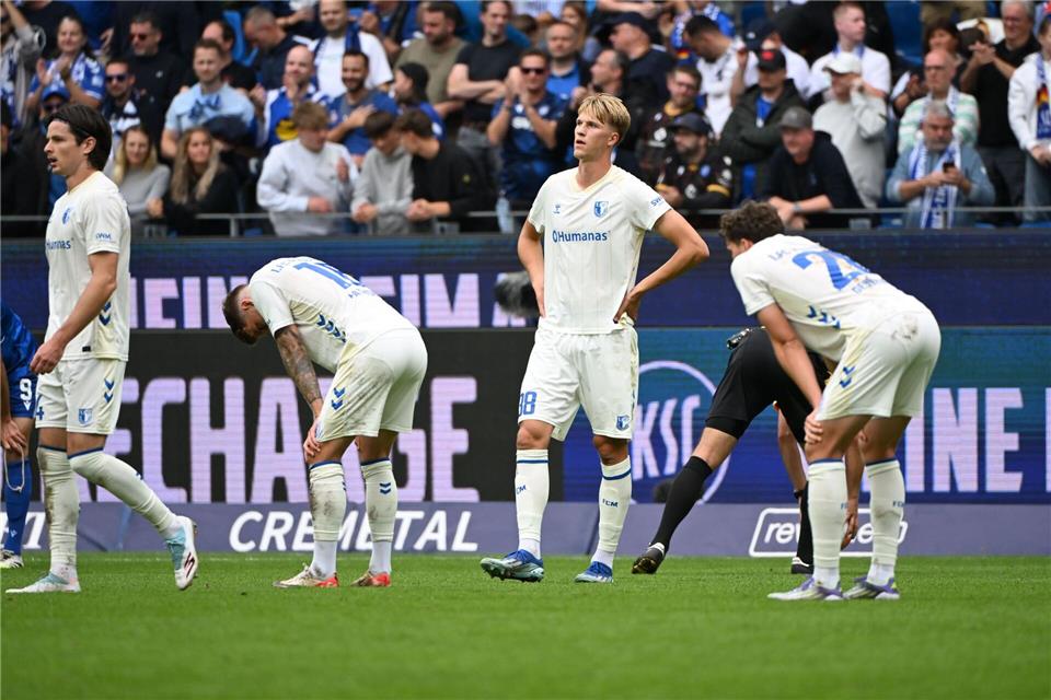 Wie in der Liga gab es für Magdeburg auch im Test nichts zu bejubelnUli Deck/dpa