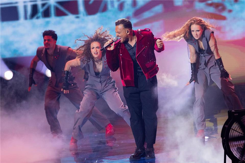 Wie schon 2010: Menowin Fröhlich performt im Finale „Billie Jean“ von Michael Jackson.Rolf Vennenbernd/dpa