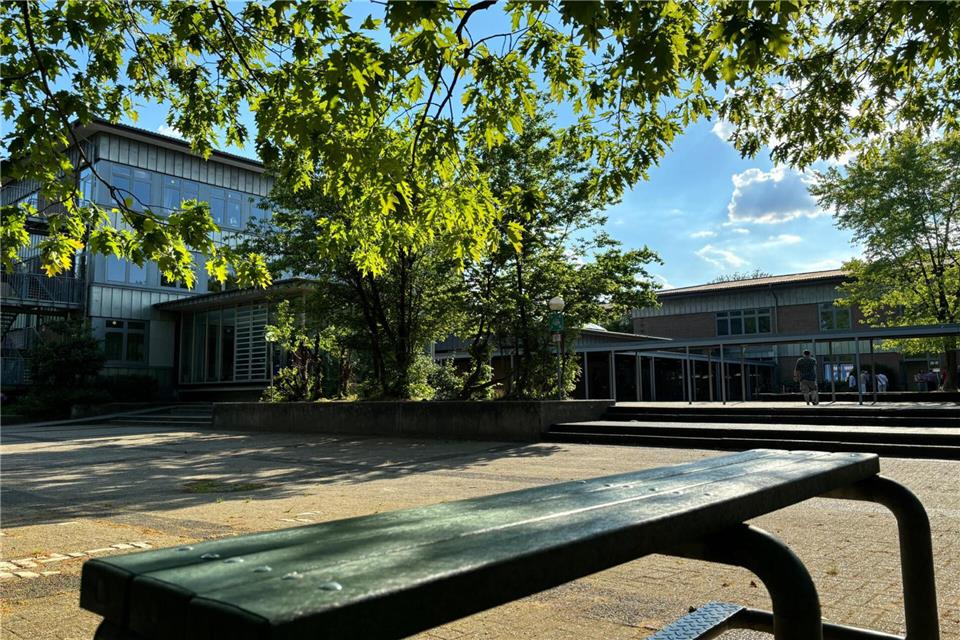 Gesamtschule Gescher und Velen soll nach Margot Friedländer benannt werden  Wie soll die Gesamtschule künftig heißen? Eine Mehrheit hat sich für Margot Friedländer als Namensgeberin ausgesprochen. Nun muss nur noch die Stiftung dem zustimmen.