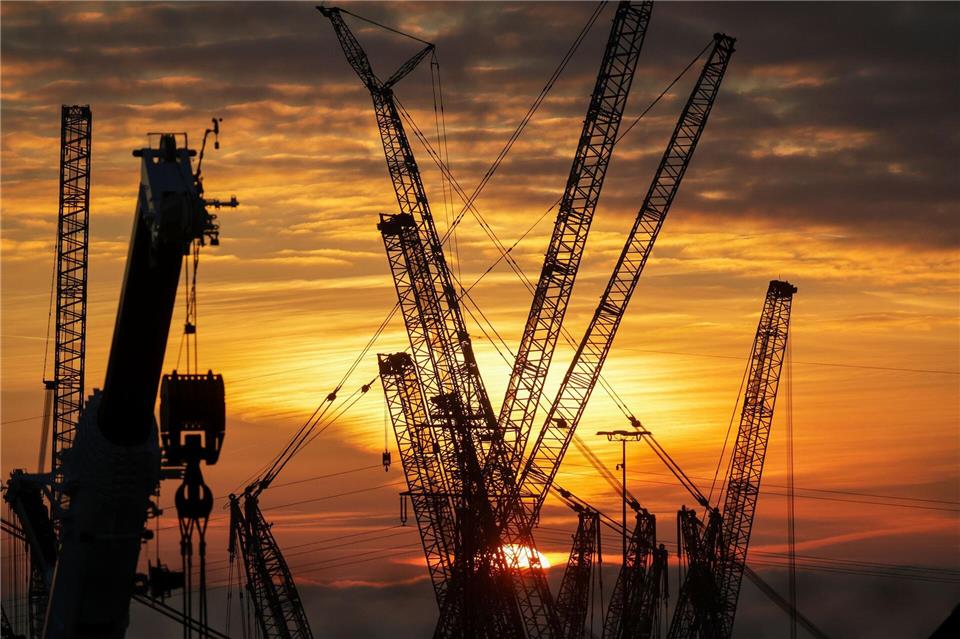 Wie stark die Krise vor Ort zuschlägt, hängt von der Wirtschaftsstruktur ab.Thomas Warnack/dpa