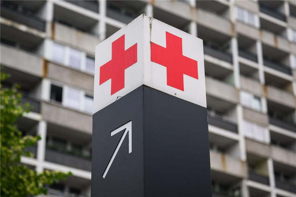 Wie viele Kliniken verfügen schon über bunkerähnliche Keller?  (Symbolbild)Julian Stratenschulte/dpa