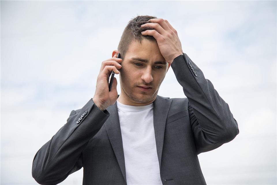 Straftat beobachtet? So verhalten sich Zeugen richtig  Wie war das noch gleich? Wer sich nach einiger Zeit an einen Tathergang erinnern möchte, hat es ohne Notizen in der Regel schwer.picture alliance / dpa Themendienst