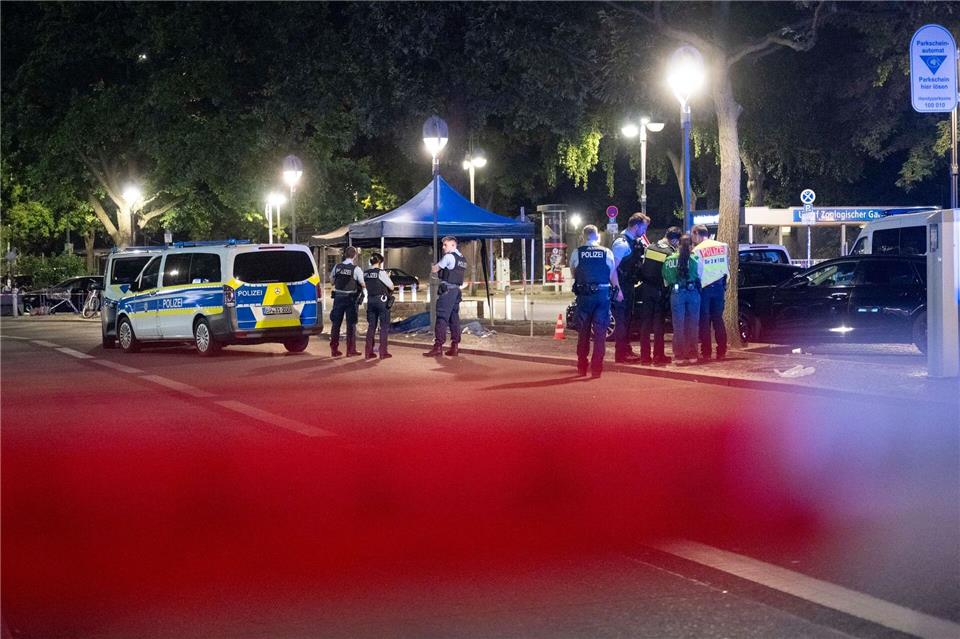 Wieder Schüsse auf Berlins Straßen: Tatort letzte Nacht vor dem Bahnhof Zoologischer Garten, ein Mensch kam ums LebenChristophe Gateau/dpa