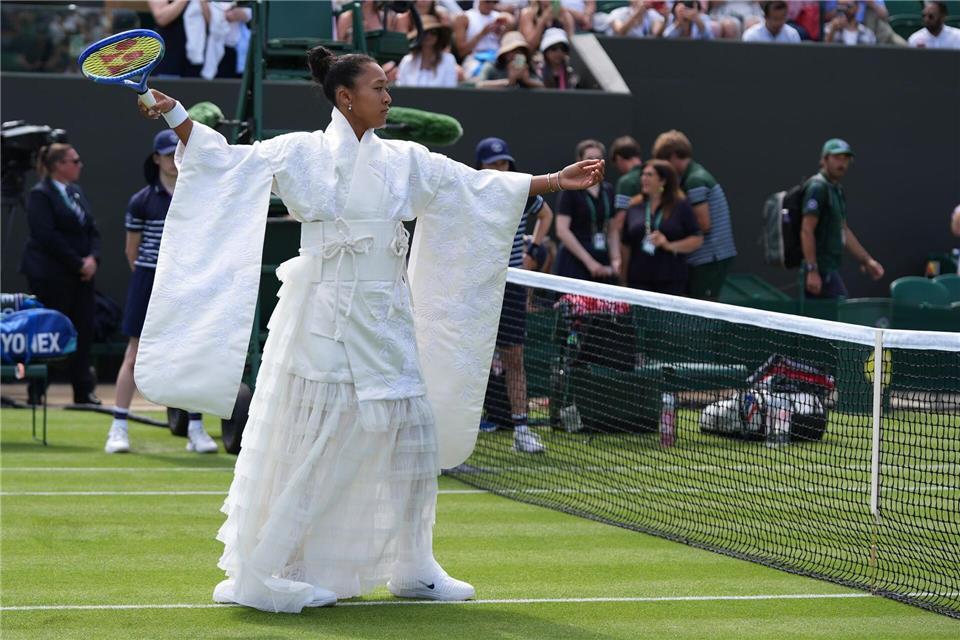 Wieder ein aufsehenerregender Auftritt: Naomi Osaka.Maja Smiejkowska/AP/dpa