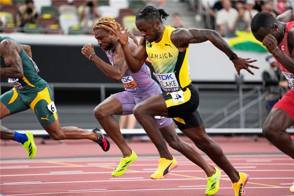 Mihambo bejubelt WM-Silber - Bolt feiert Jamaika-Triumph Wieder schnell, aber nicht der Beste: Olympiasieger Noah Lyles (m).Matthias Schrader/AP/dpa