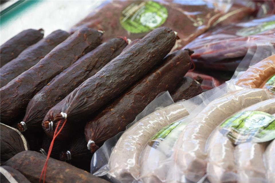 Wildbret kann grundsätzlich an allen Forstämtern in Rheinland-Pfalz erworben werden. (Archivbild)Stefan Sauer/dpa-Zentralbild/dpa