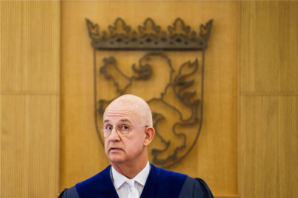 Wilhelm Wolf, Präsident am Staatsgerichtshof des Landes Hessen, hat ein wegweisendes Urteil verkündet. (Archivbild)Andreas Arnold/dpa