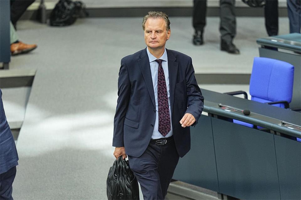 Will Reformen forcieren: Günter Krings von der CDU. (Archivbild)Michael Kappeler/dpa