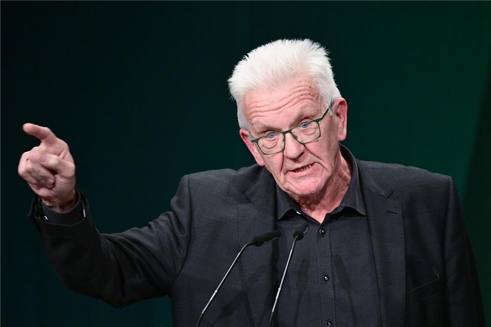 Will die Elektromobilität besser fördern: Ministerpräsident Winfried Kretschmann (Grüne).Bernd Weißbrod/dpa