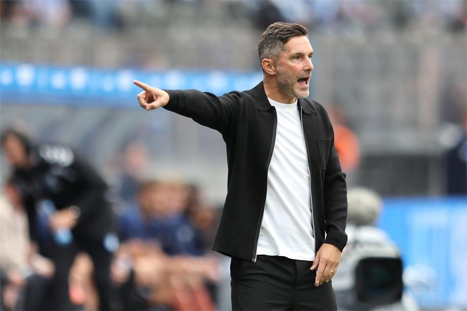 Will die nicht-sportlichen Themen ausblenden: Hertha-Coach Stefan Leitl. (Archivbild)Andreas Gora/dpa