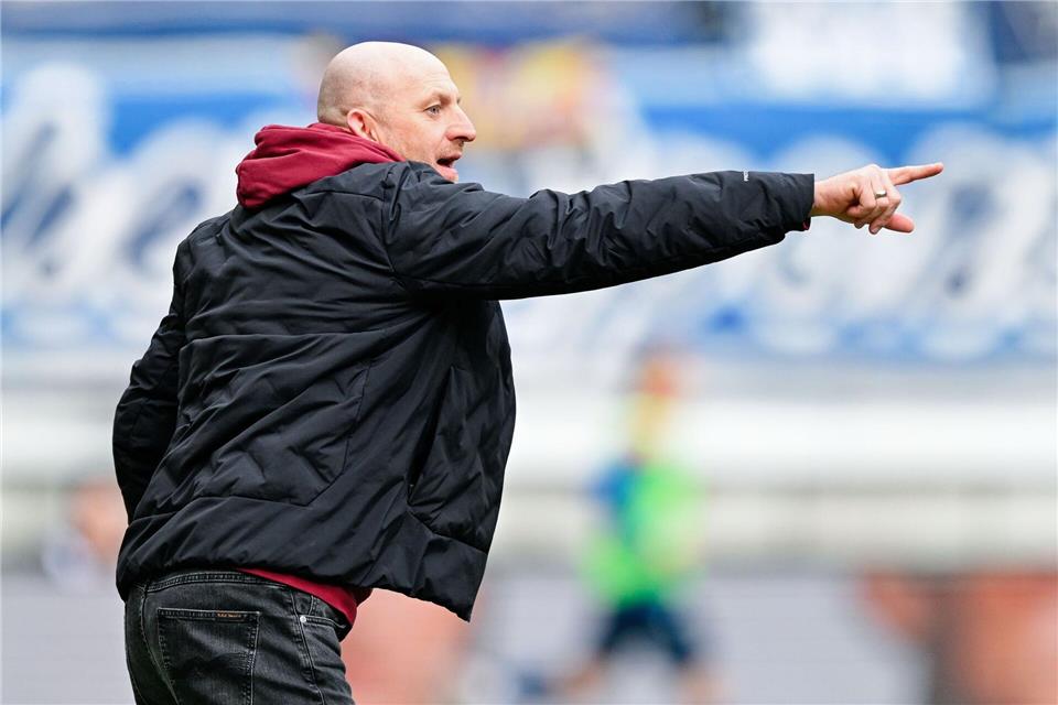 Will in Nürnberg den nächsten Sieg: Kaiserslauterns Coach Torsten Lieberknecht. (Archivbild)Uwe Anspach/dpa