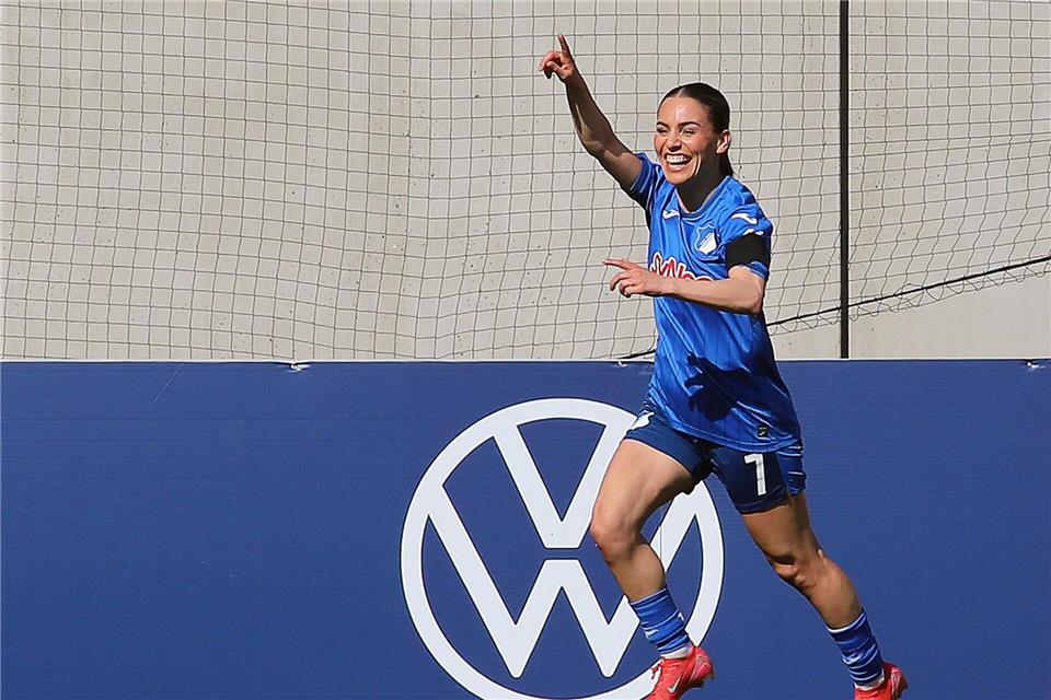 Will künftig für Eintracht Frankfurt jubeln: Ereleta MemetiUlrich Wagner/dpa