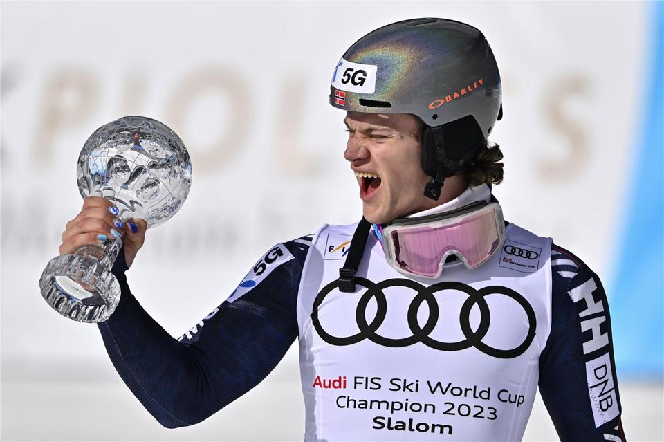 Will nach seinem Comeback gleich wieder die Szene aufmischen: Lucas Pinheiro Braathen.Jean-Christophe Bott/KEYSTONE/dpa