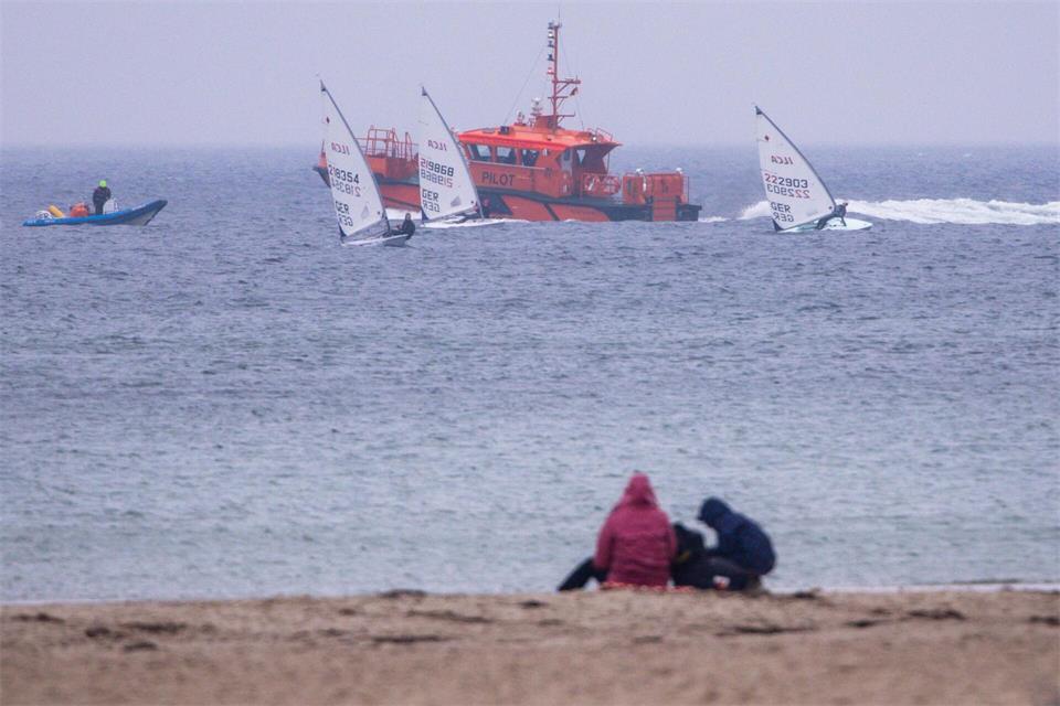 Windige Tage erwarten Norddeutschland. (Symbolbild)Jens Büttner/dpa