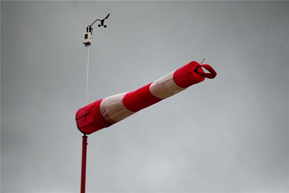Windstärken von bis zu 100 Kilometer pro Stunde könnte „Kirk“ in Stuttgart bringen. (Symbolbild)Marius Bulling/dpa