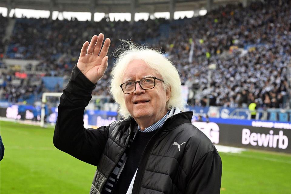 Nach der WM-Party ins Waisenhaus: Schäfer feiert mit Ghana Winfried Schäfer arbeitet für die Nationalmannschaft Ghanas. (Archivbild)Uli Deck/dpa