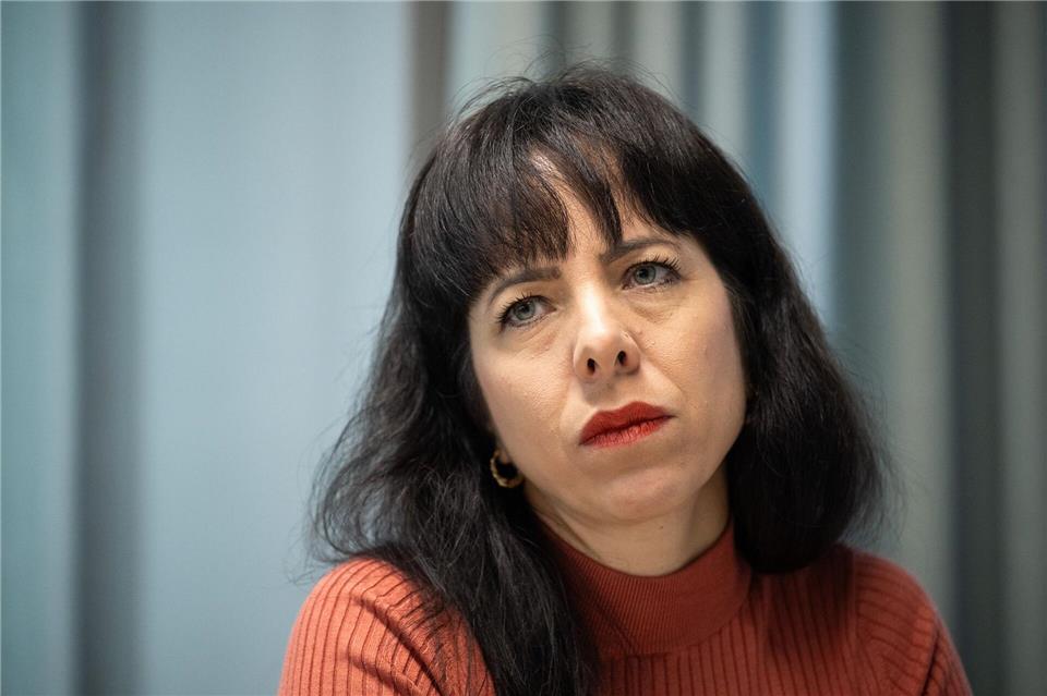 „Wir brauchen eine umarmende Politik, die die Schmerzen und Probleme aller Berlinerinnen und Berliner sieht, seien sie jüdisch oder palästinensisch“, sagt Elif Eralp.Sebastian Christoph Gollnow/dpa