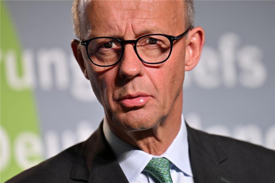 „Wir werden alle Maßnahmen ergreifen, die notwendig sind“, sagt der Kanzler. Martin Schutt/dpa