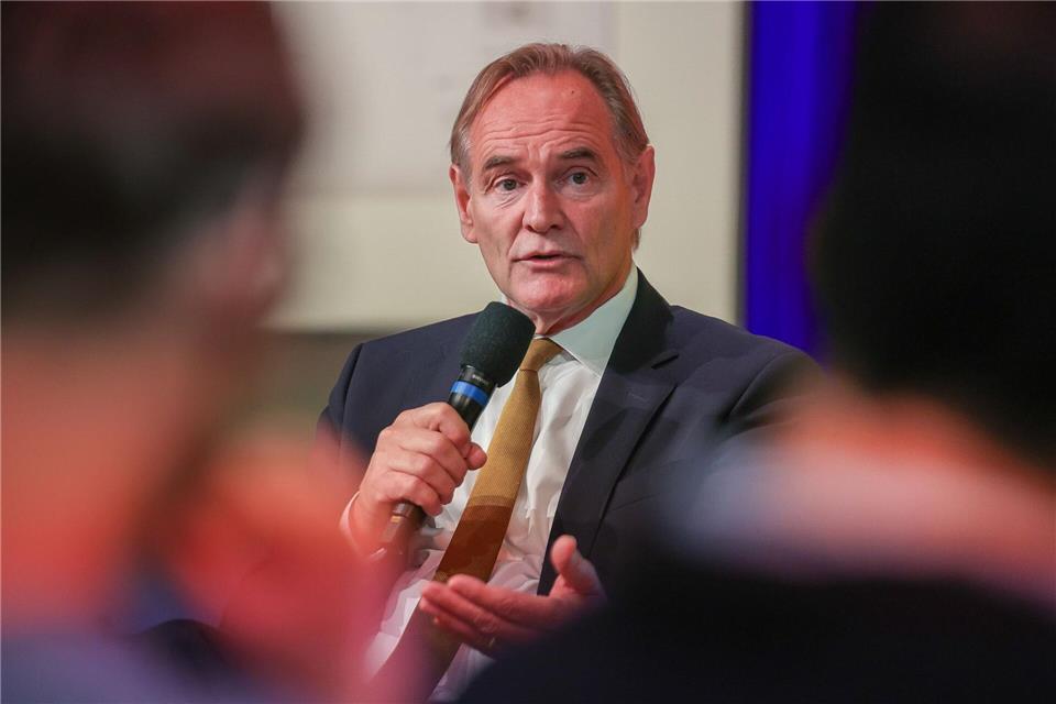 Jung: „Wir wollen bunte, vielfältige Städte“ „Wir wollen Menschen jeglicher Couleur willkommen heißen in unseren Städten“, sagt Jung. (Archivbild)Jan Woitas/dpa