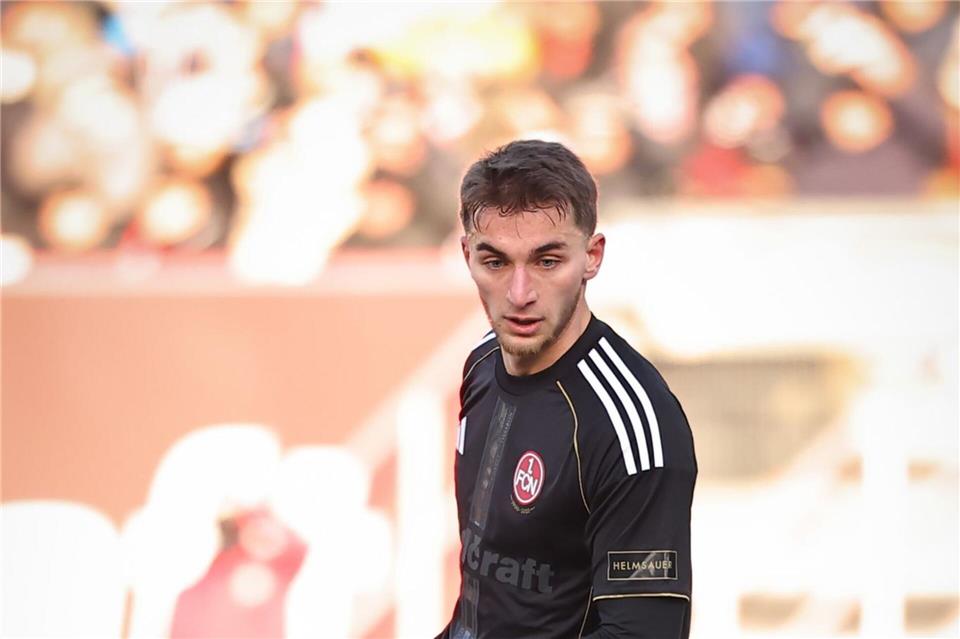 Wird Mittelfeldchef Adam Markhiev rechtzeitig fit? (Archivbild)Daniel Karmann/dpa