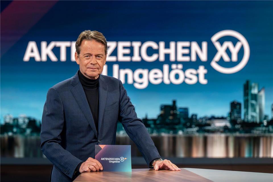 Wird am Mittwoch gleich vier ungeklärte Kriminalfälle aus Nordrhein-Westfalen präsentieren: Rudi Cerne, Moderator der ZDF-Sendung „Aktenzeichen XY... ungelöst“. (Archivbild)Peter Kneffel/dpa