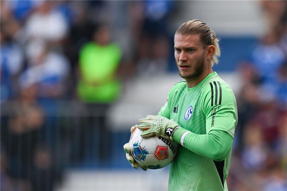 Wird am Sonntag gegen Hannover ins Schalker Tor zurückkehren: Loris Karius (Archivbild)Hendrik Schmidt/dpa