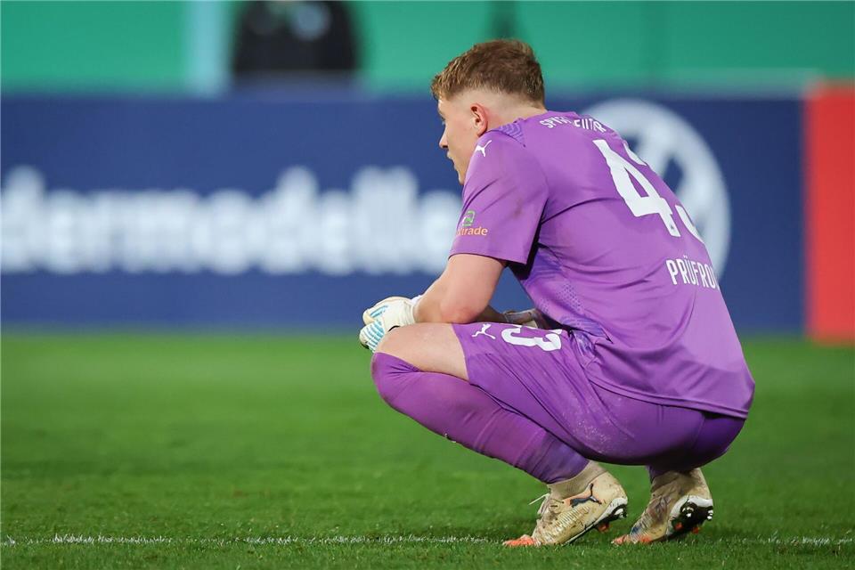 Wer wird die Nummer 1? Spannender Kampf um Fürther Tor Wird er die Nummer 1? Silas Prüfrock spielte im Pokal.Daniel Karmann/dpa