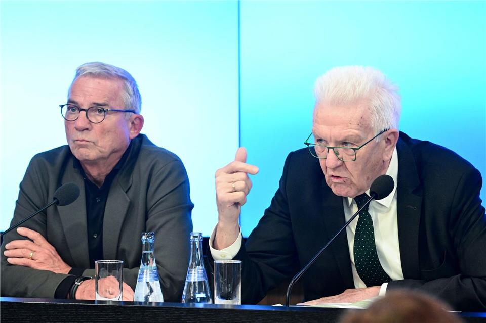 Wirkten nicht ganz einer Meinung zu dem Hagel-Video: Thomas Strobl (links) und Winfried Kretschmann.Bernd Weißbrod/dpa
